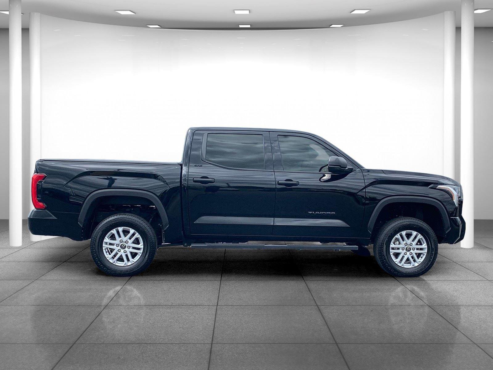 Used 2023 Toyota Tundra SR5 image 8