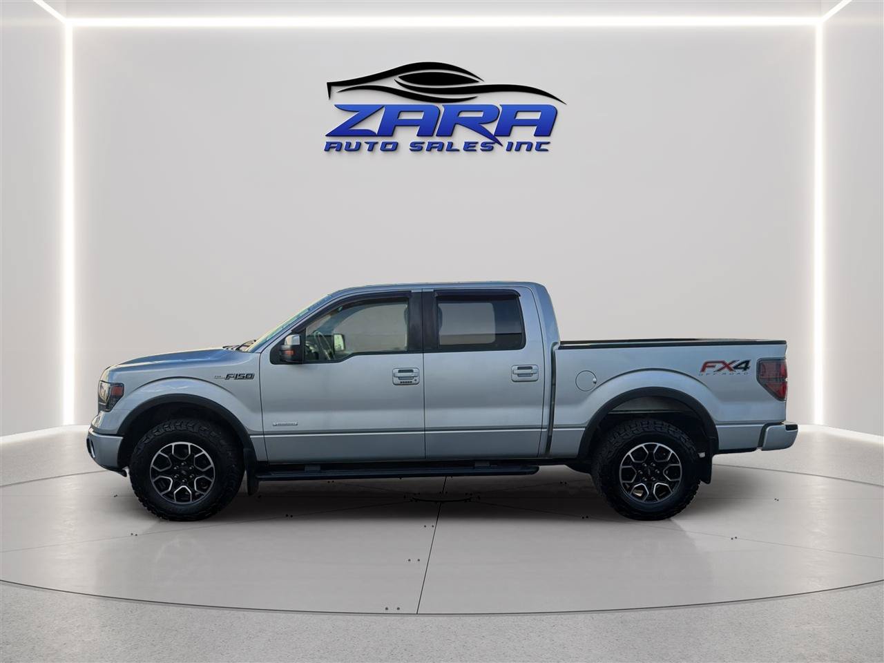 Used 2013 Ford F150 FX4 w/ Luxury Equipment Group AWD/4WD image 4