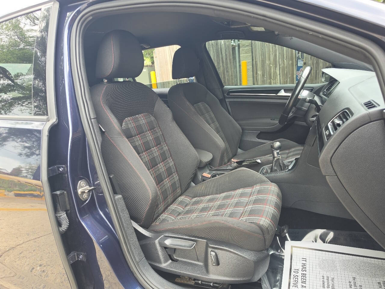 Used 2016 Volkswagen GTI S FWD image 10