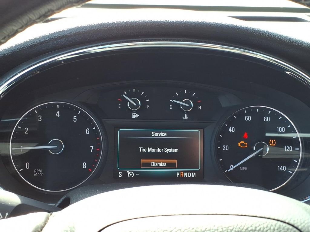 Used 2018 Buick Encore Preferred image 27