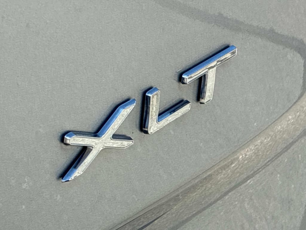 Used 2022 Ford Transit Connect XLT FWD image 16