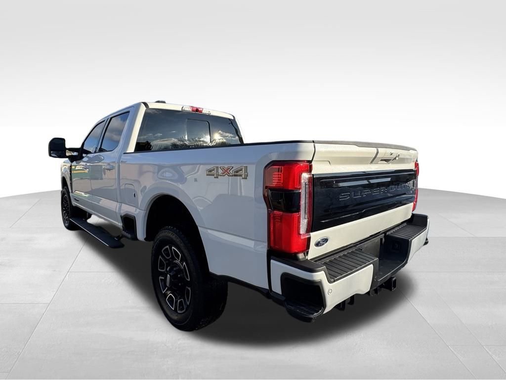 Used 2025 Ford F250 Platinum image 13