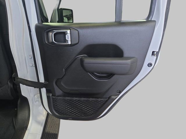 Used 2022 Jeep Wrangler Unlimited Sport image 14