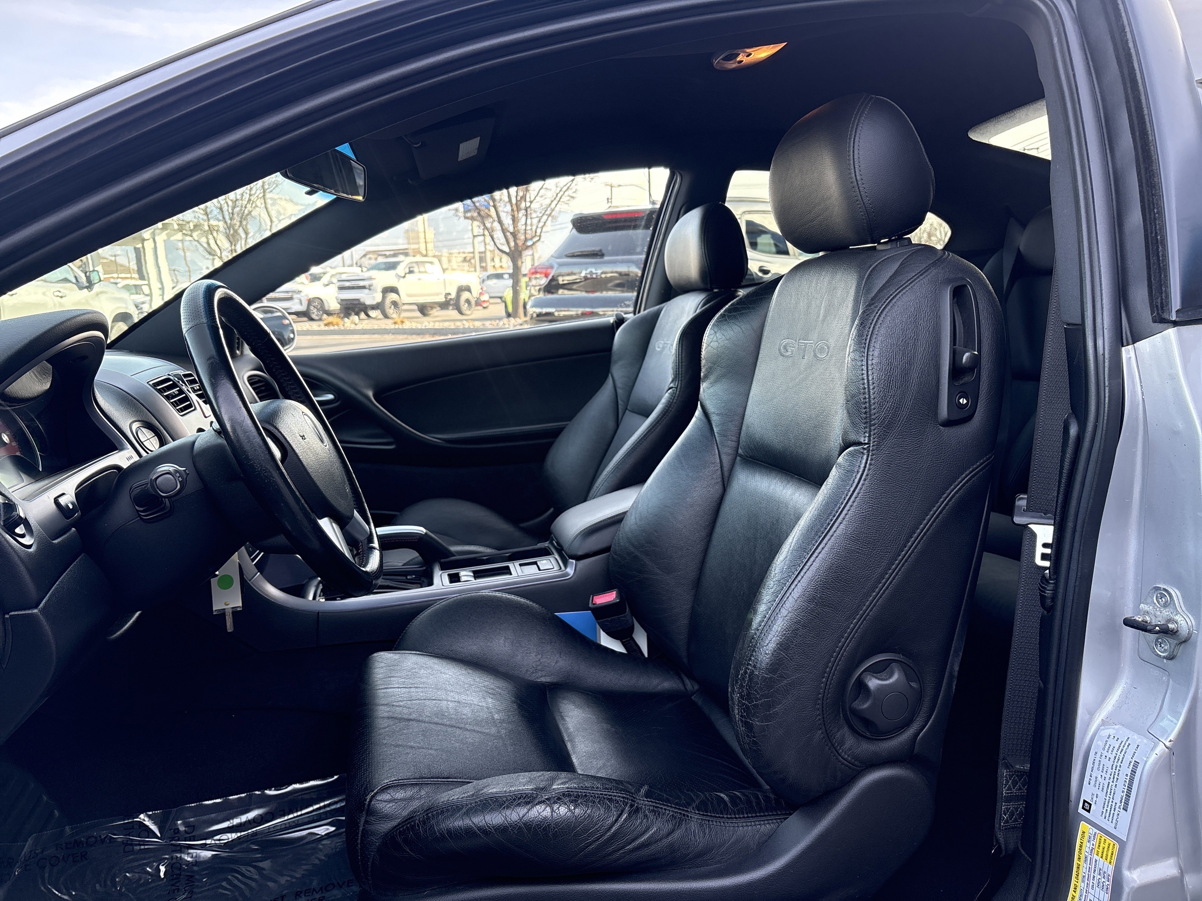 Used 2006 Pontiac GTO Base image 13