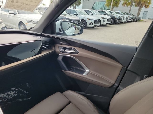 Certified 2025 Audi Q5 Premium Plus w/ Premium Plus AWD/4WD image 14