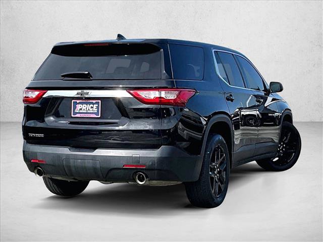 Used 2020 Chevrolet Traverse LS w/ LPO, Black Accent Package FWD image 2