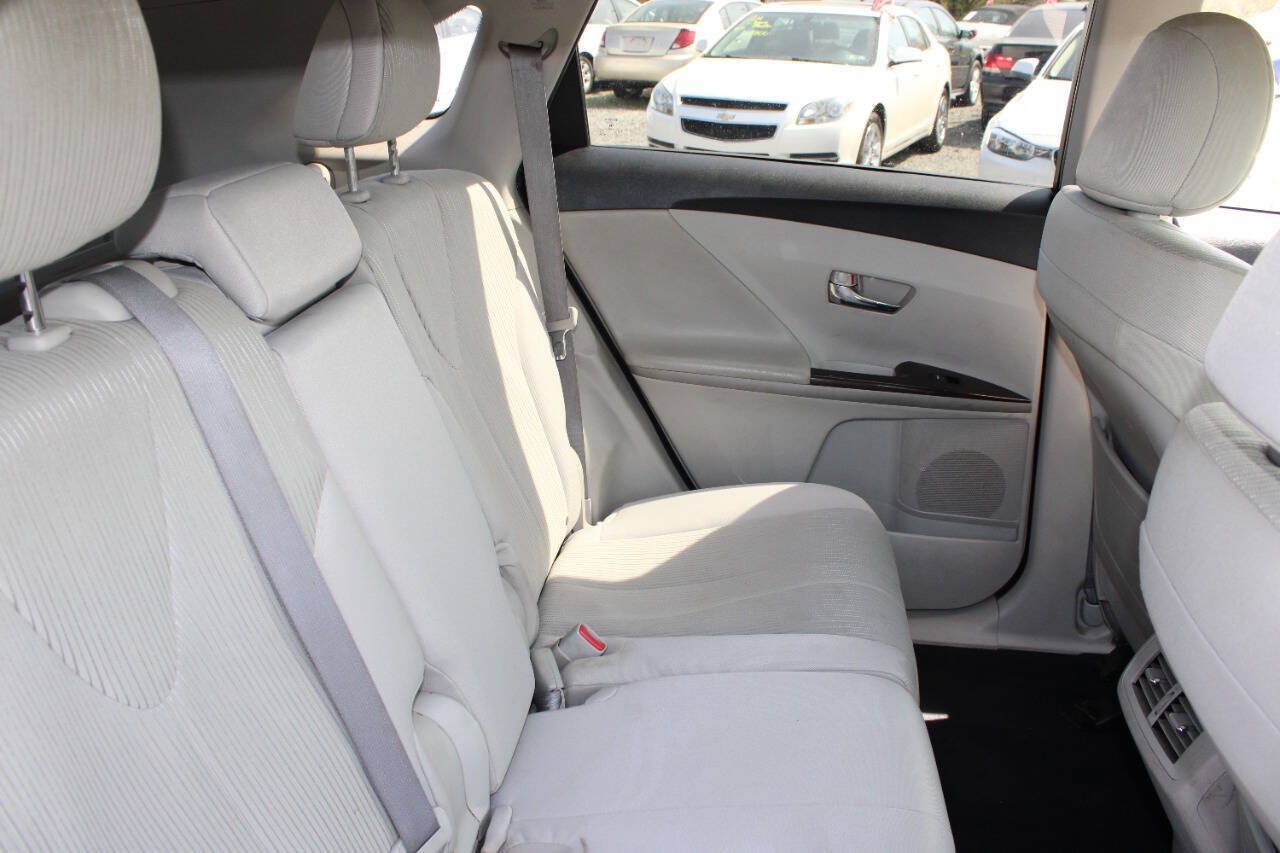 Used 2009 Toyota Venza FWD image 16