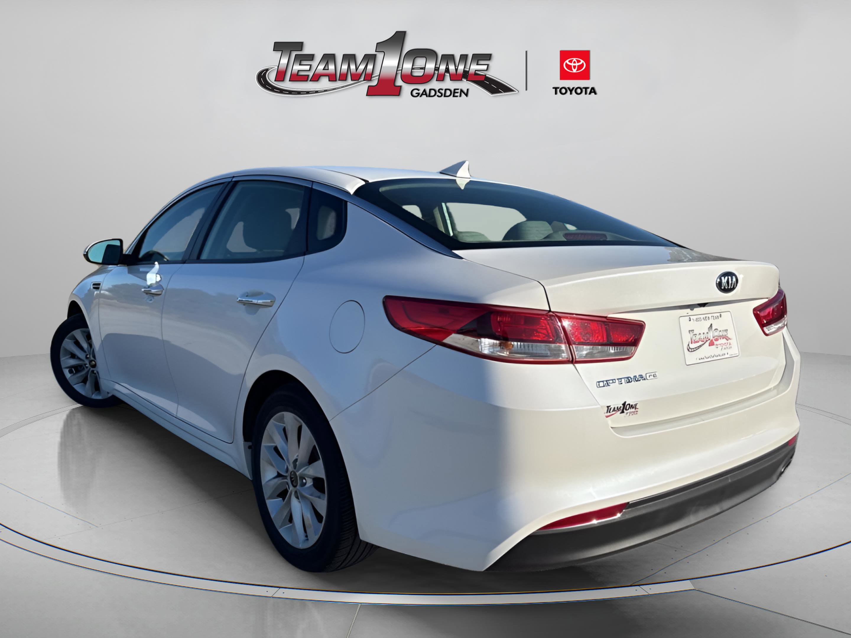Used 2016 Kia Optima LX image 7