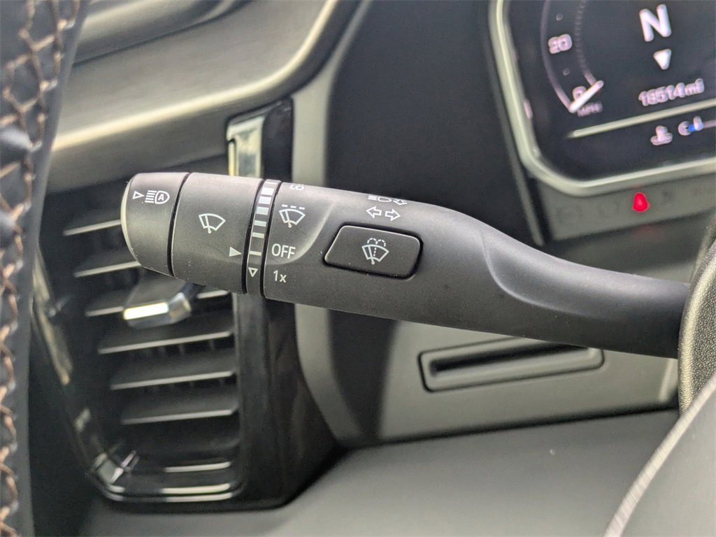 Used 2024 GMC Sierra 2500 AT4 image 29