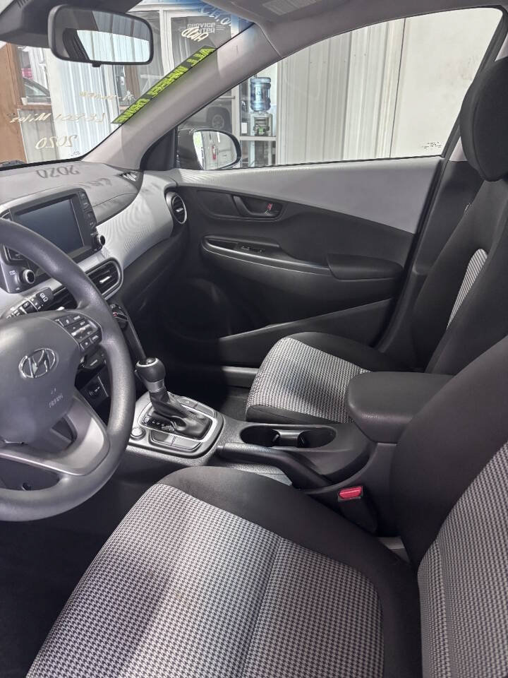 Used 2020 Hyundai Kona SE AWD/4WD image 4