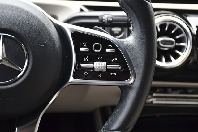 Used 2022 Mercedes-Benz A 220 image 9