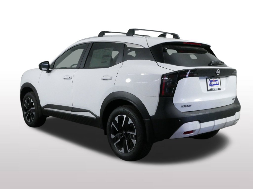 New 2026 Nissan Kicks SV w/ Cold Weather Package AWD/4WD image 6