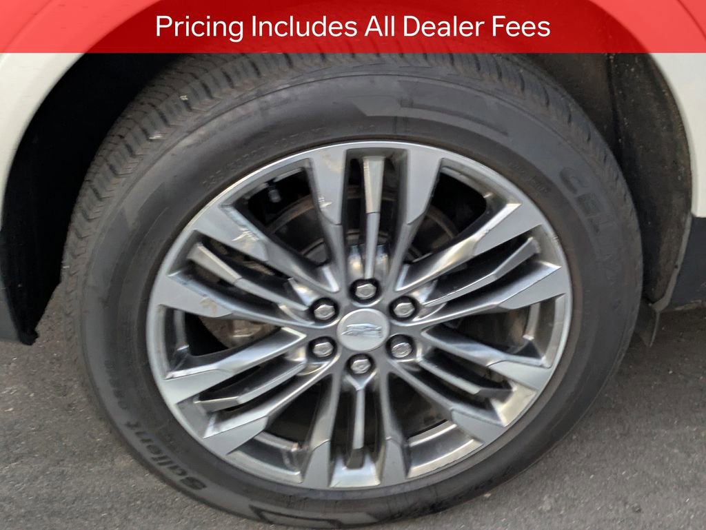 Used 2017 Cadillac XT5 Premium Luxury w/ Driver Assist Package FWD image 8