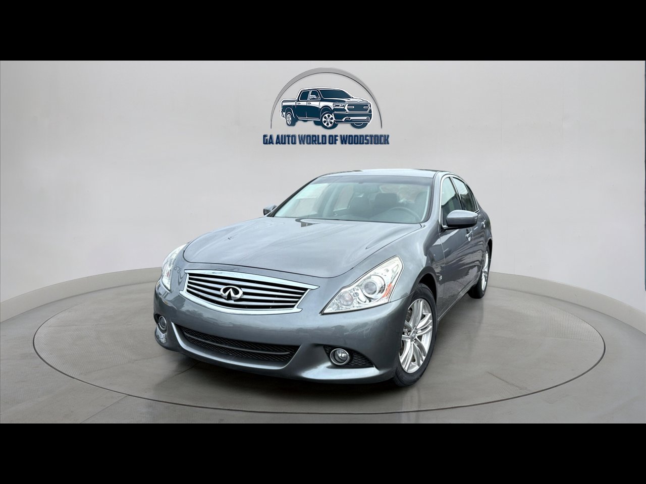 Used 2015 INFINITI Q40