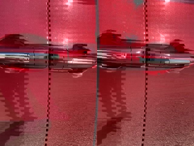 Used 2020 Chrysler Pacifica Touring-L image 11