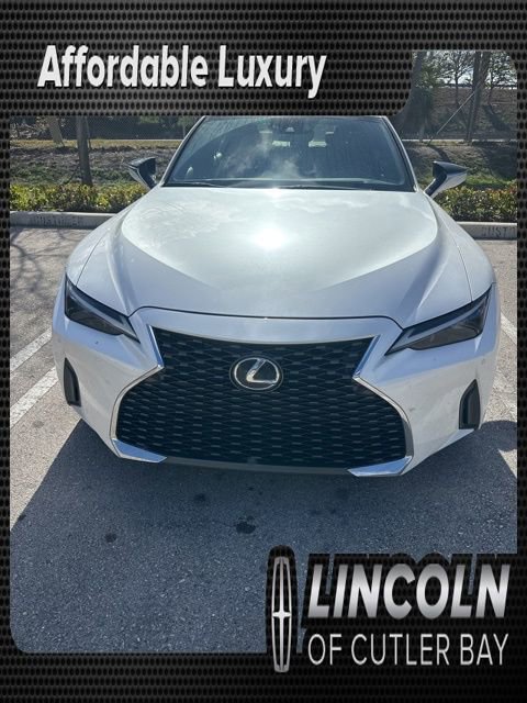 Used 2021 Lexus IS 300 300 w/ Comfort Package image 1