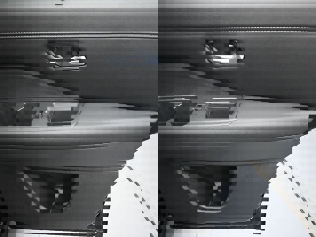 New 2026 Nissan Pathfinder SL image 26