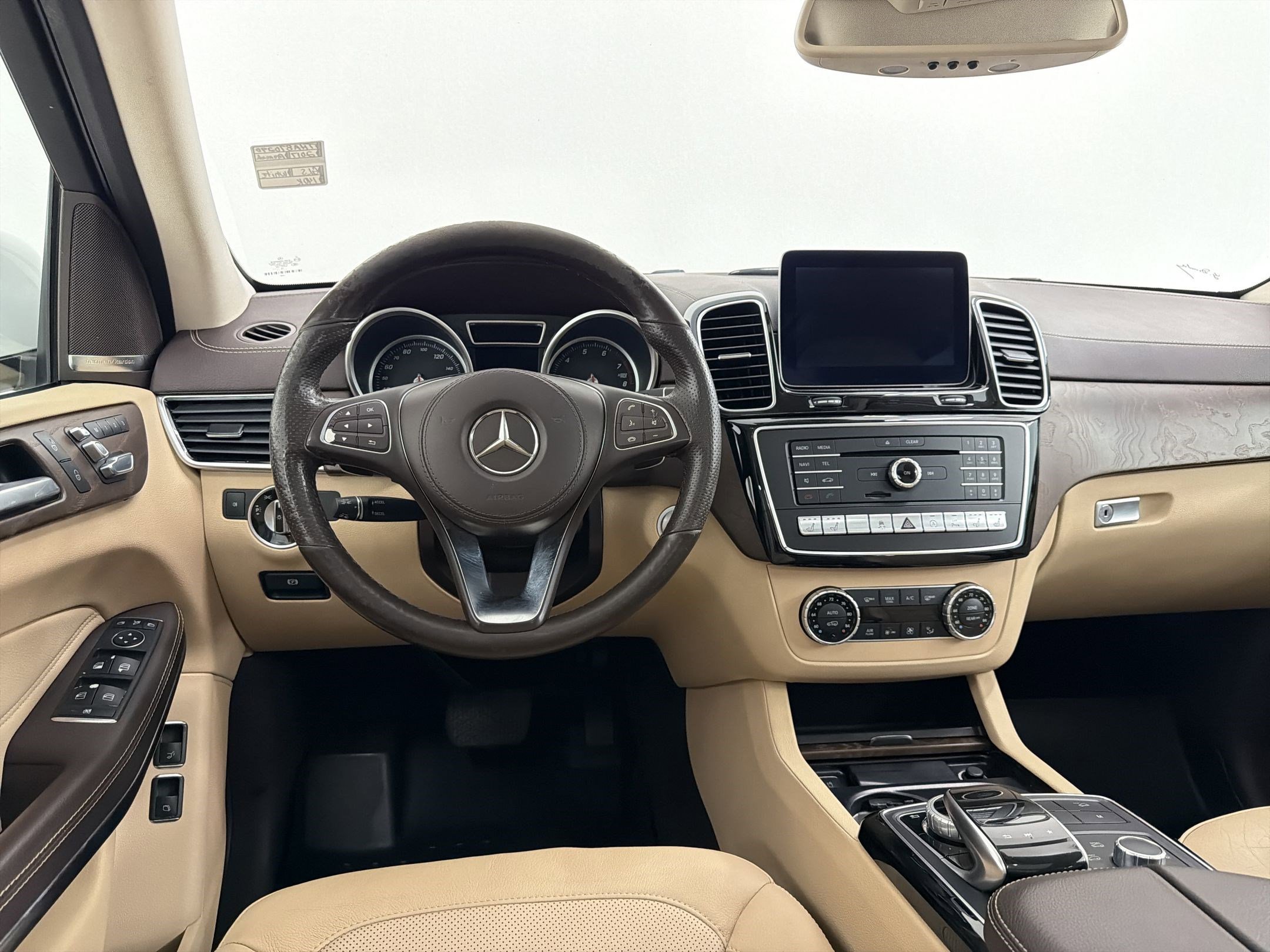 Used 2017 Mercedes-Benz GLS 550 4MATIC image 28