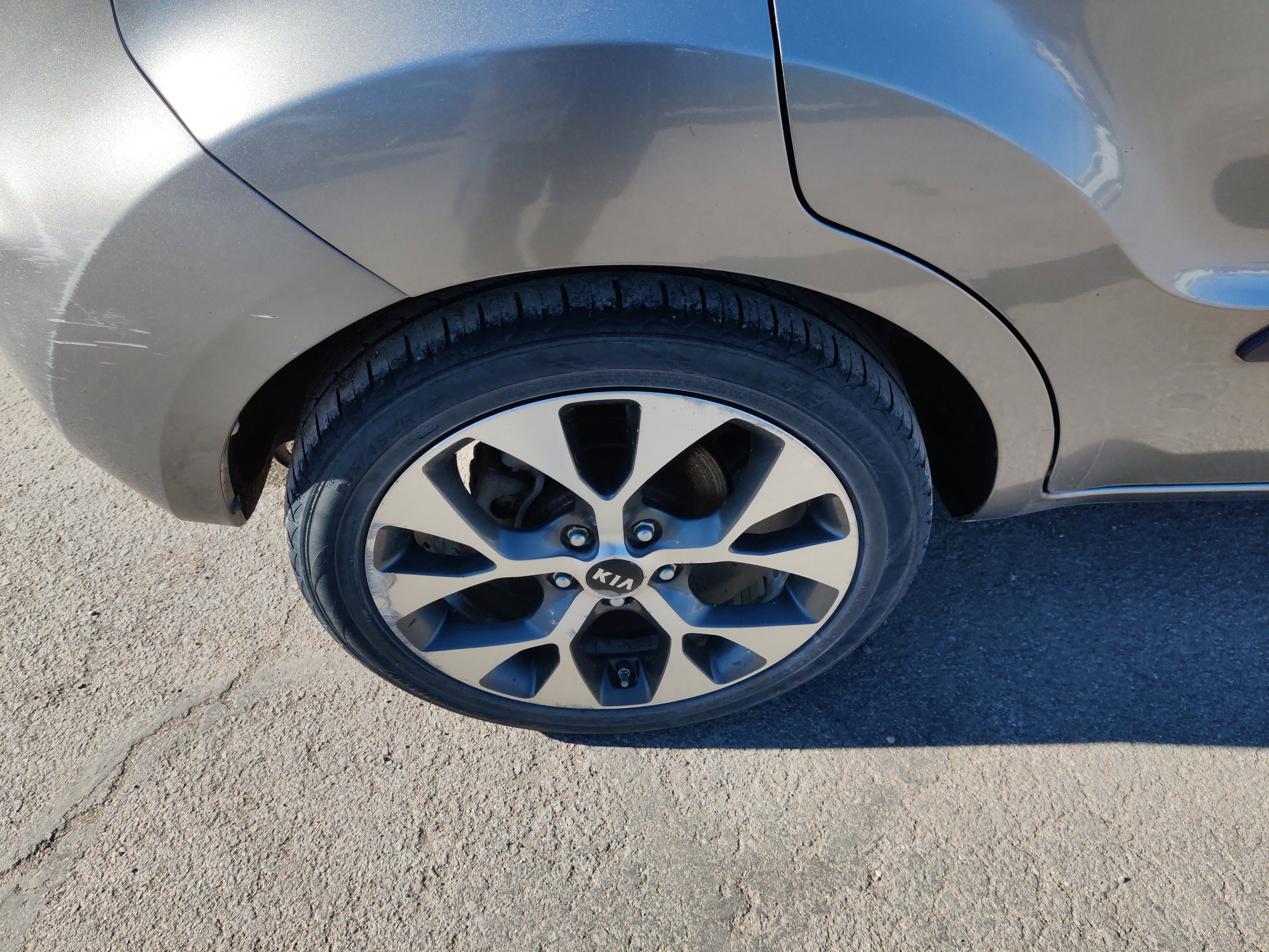 Used 2012 Kia Soul ! w/ Premium Pkg image 15