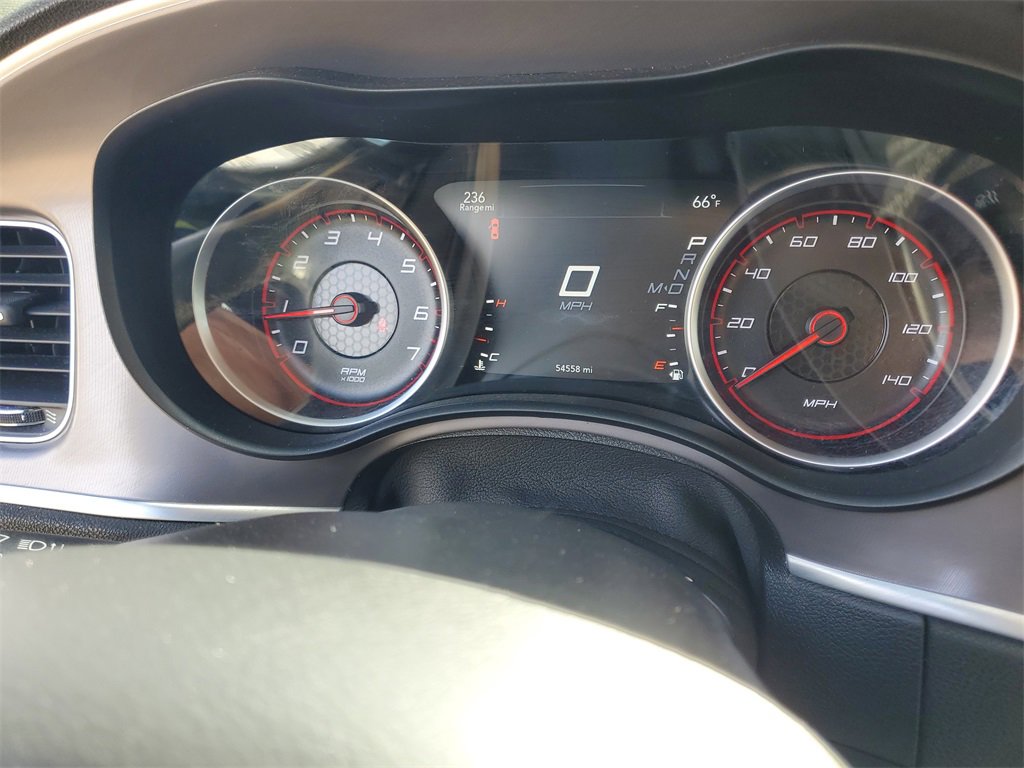 Used 2022 Dodge Charger SXT image 18