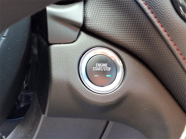 Used 2022 Chevrolet Equinox RS w/ Infotainment Package image 13