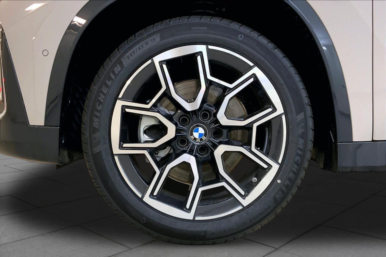 New 2026 BMW X1 xDrive28i w/ Technology Package AWD/4WD image 11