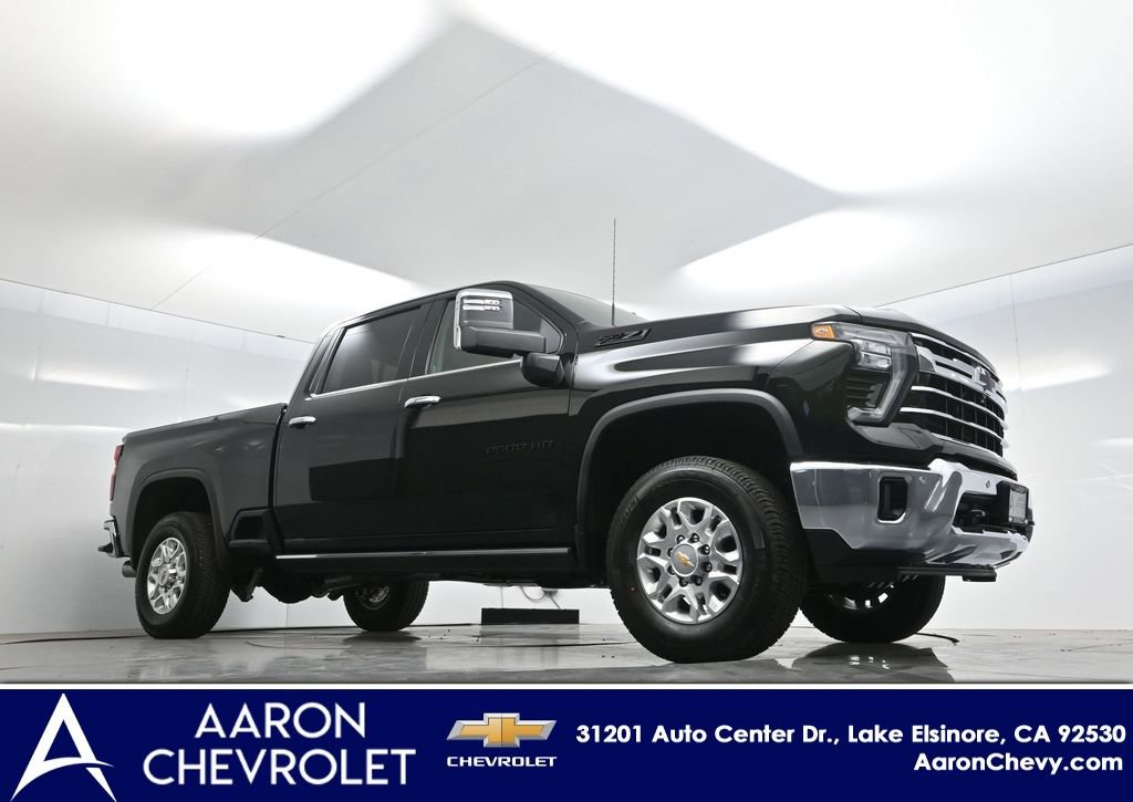 New 2026 Chevrolet Silverado 2500 LTZ w/ LTZ Premium Package AWD/4WD image 2