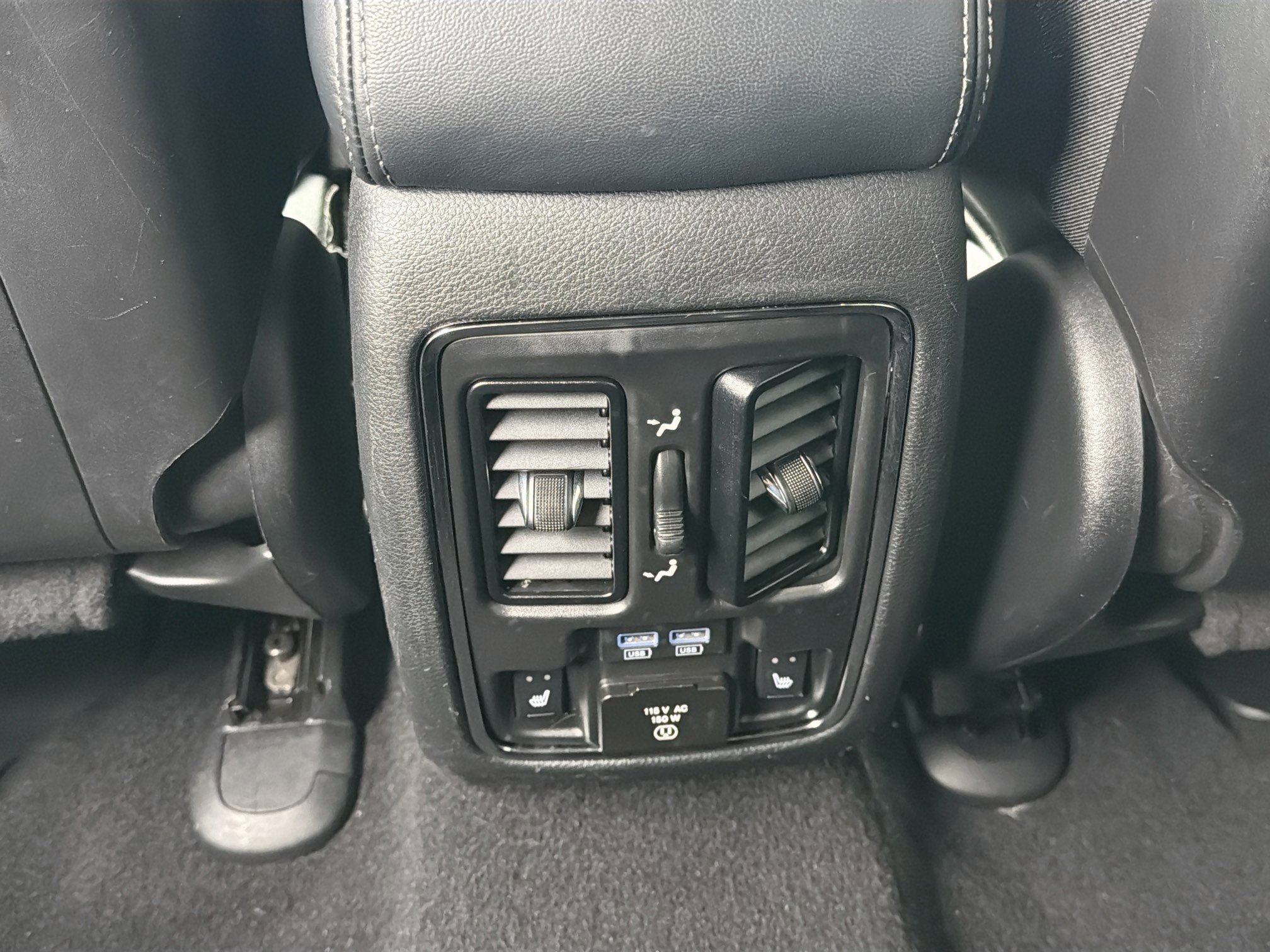 Used 2020 Jeep Grand Cherokee Overland image 19