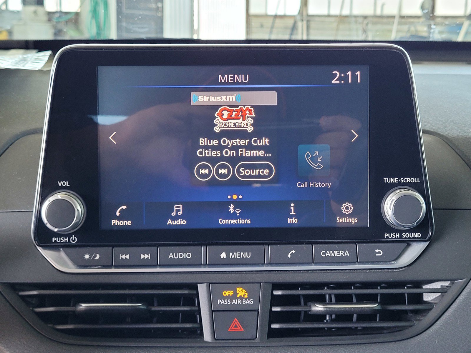 Used 2020 Nissan Altima 2.5 SR FWD image 11