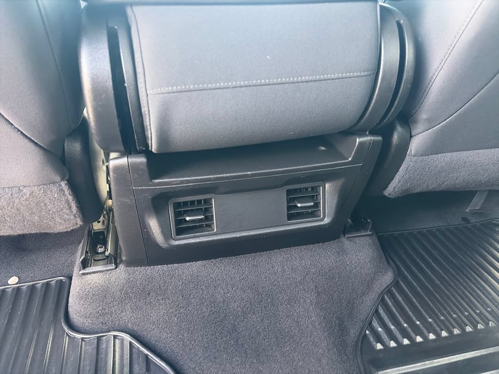 Used 2020 Chevrolet Silverado 1500 Custom w/ Custom Value Package AWD/4WD image 33