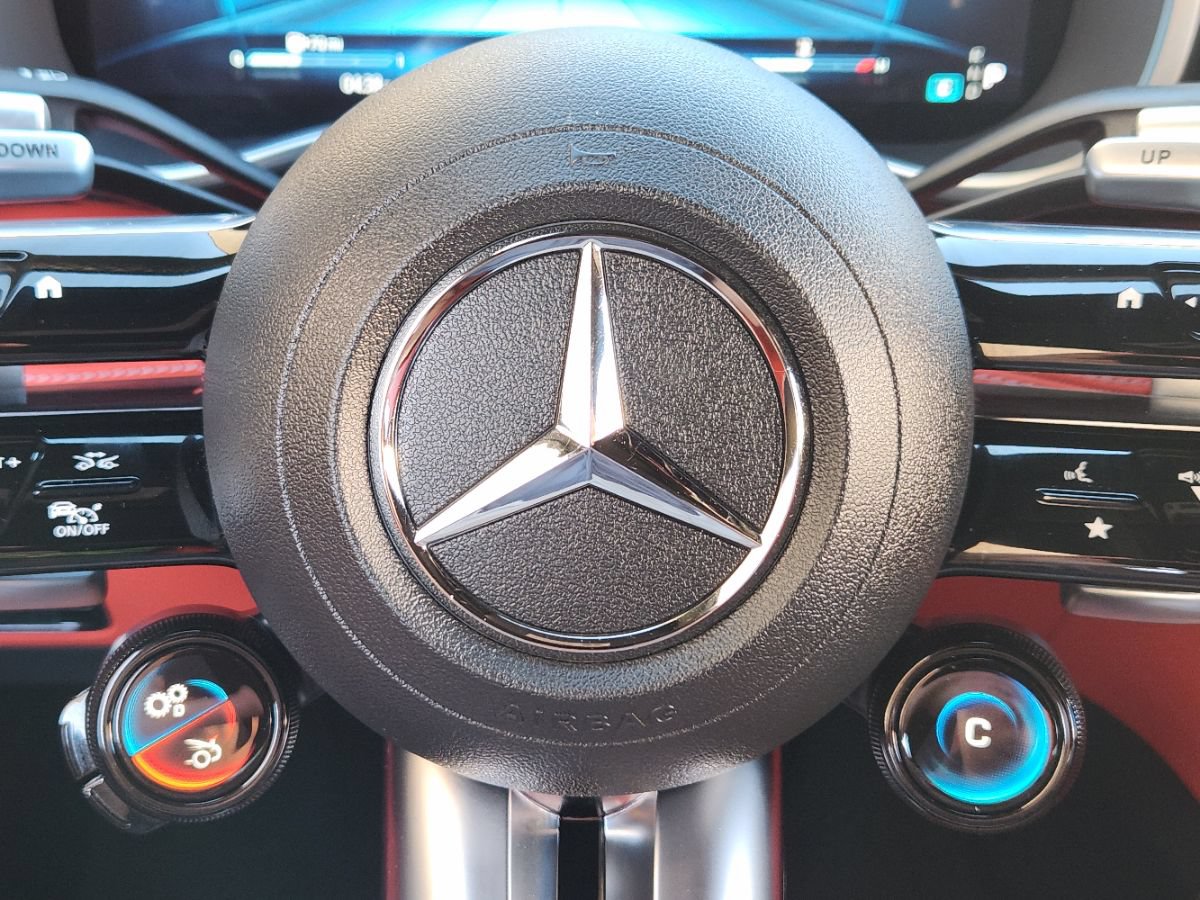 Used 2022 Mercedes-Benz SL 63 AMG 4MATIC image 48