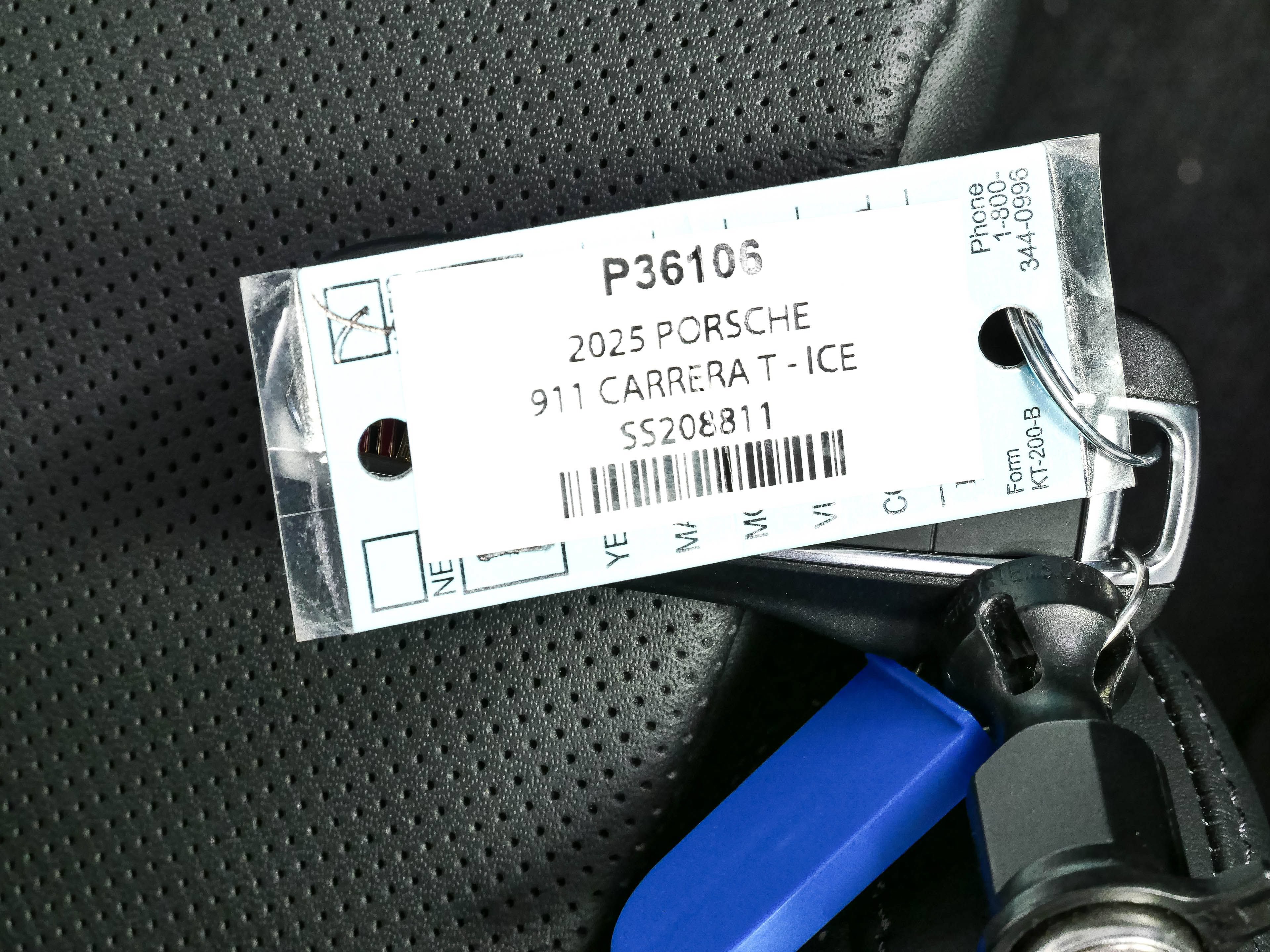 Certified 2025 Porsche 911 Carrera RWD image 38