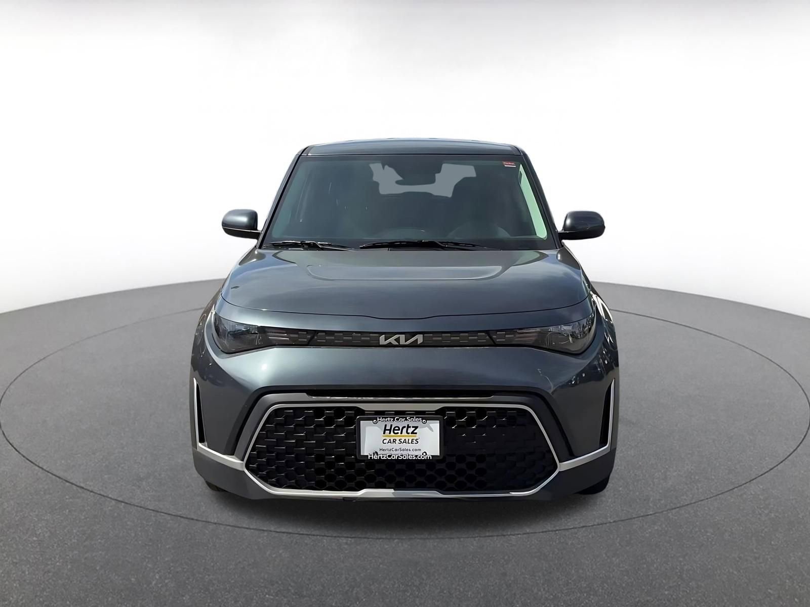 Used 2025 Kia Soul LX w/ LX Technology Package image 4