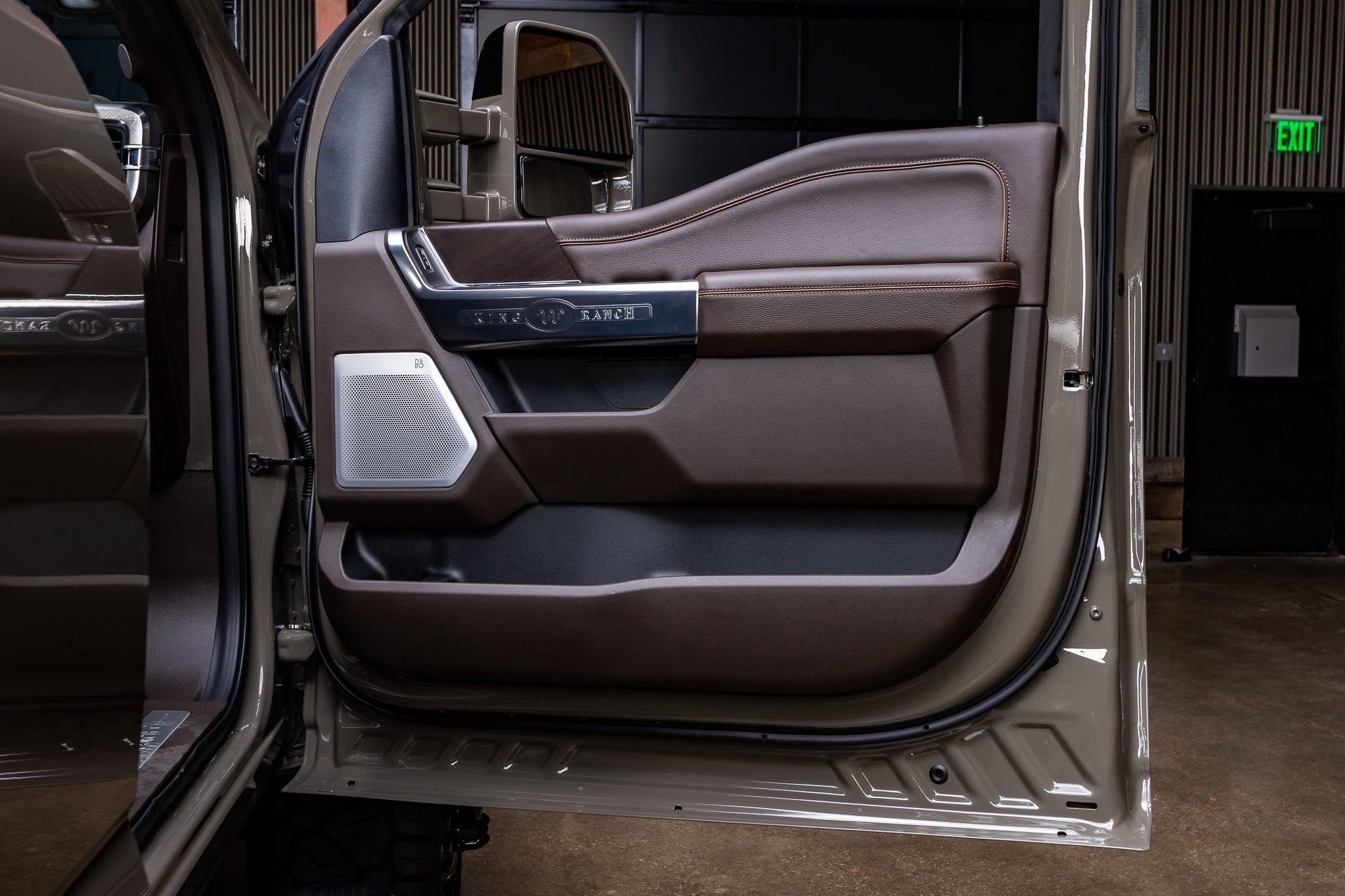 Used 2026 Ford F450 King Ranch w/ Chrome Package AWD/4WD image 37