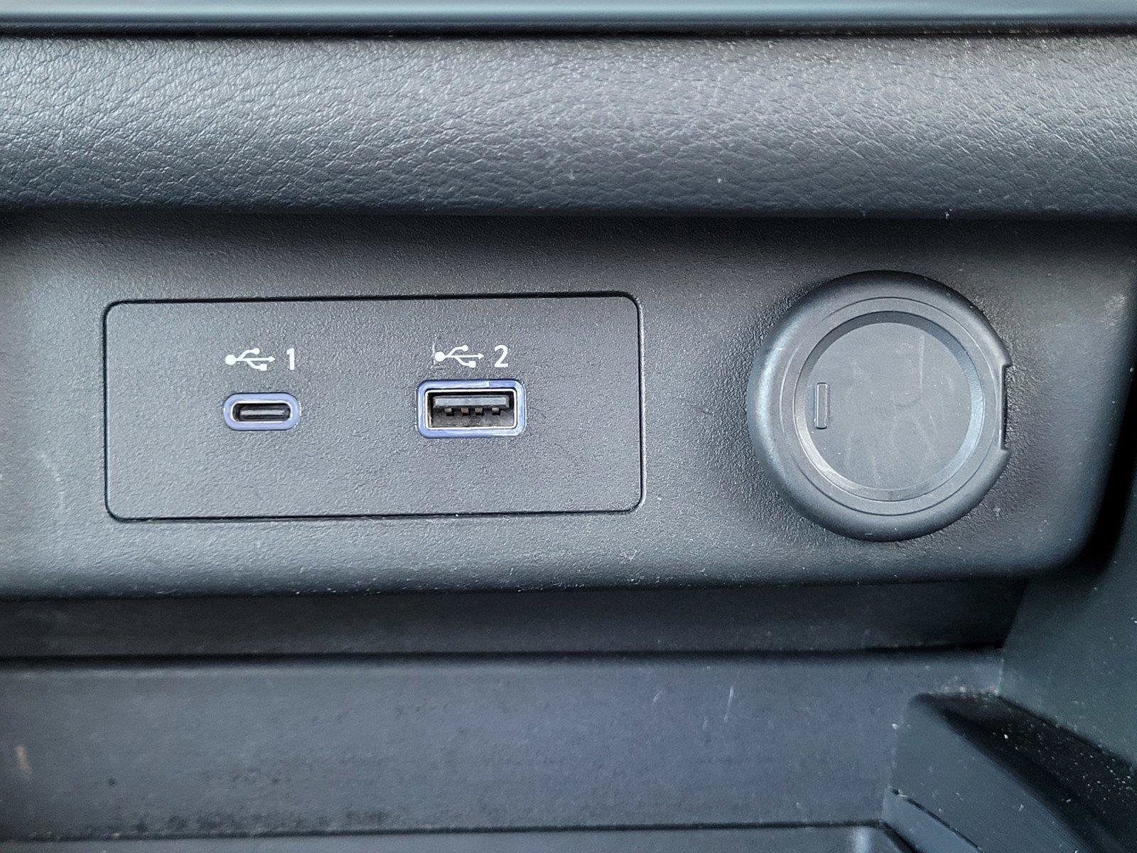 Used 2023 Nissan Rogue SV FWD image 13