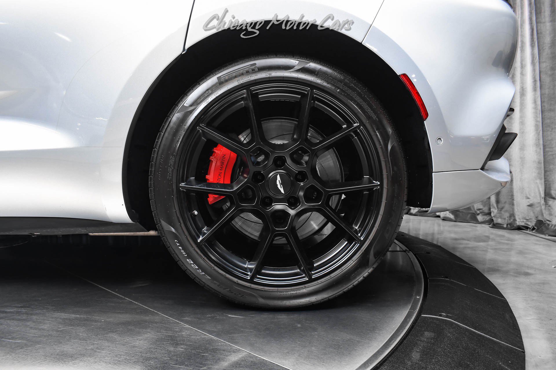 Used 2022 Aston Martin DBX AWD/4WD image 51