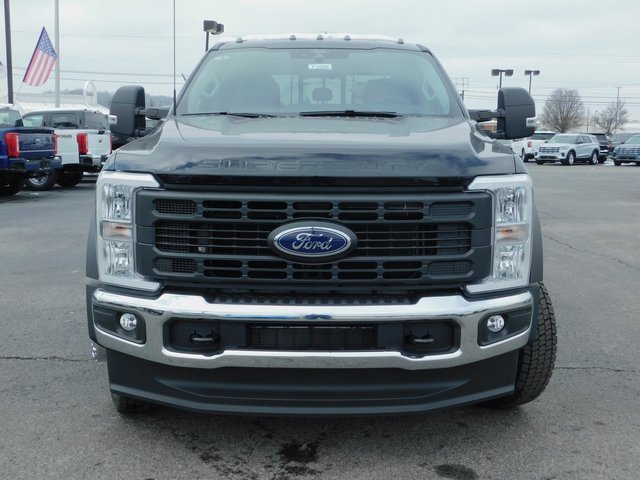 New 2026 Ford F450 XL w/ XL Driver Assist Package image 3