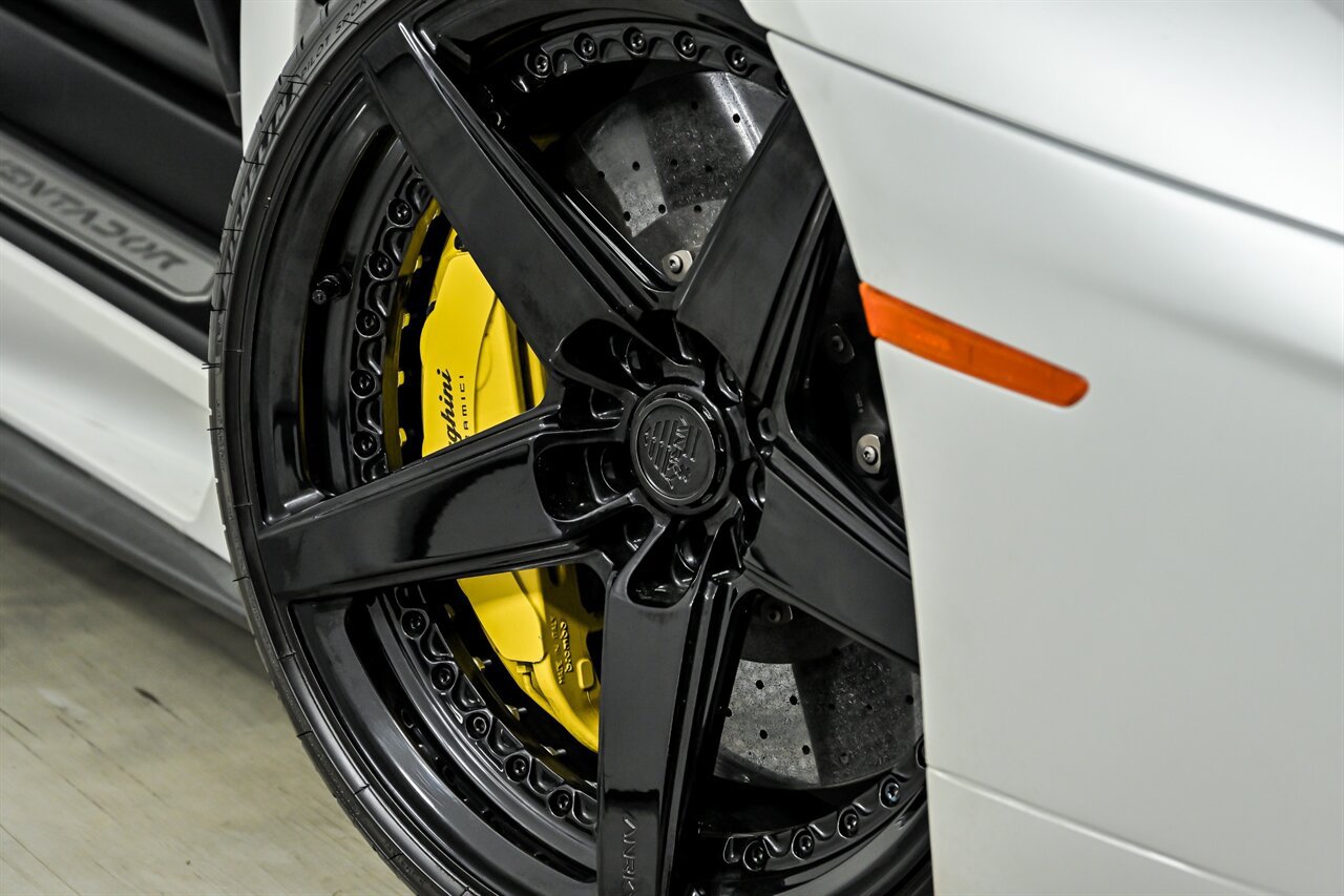 Used 2013 Lamborghini Aventador LP 700-4 AWD/4WD image 3