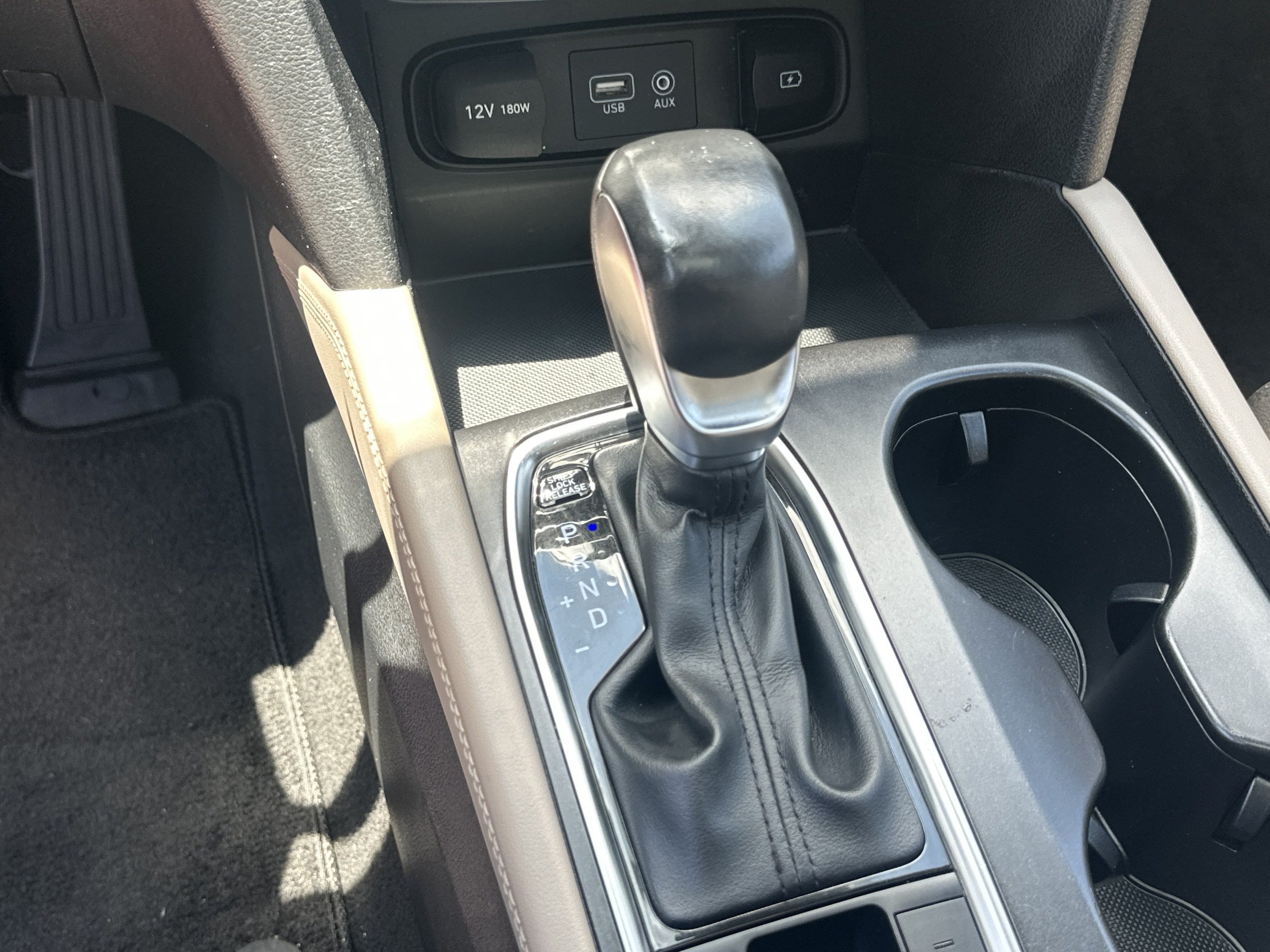 Used 2019 Hyundai Santa Fe Limited FWD image 30