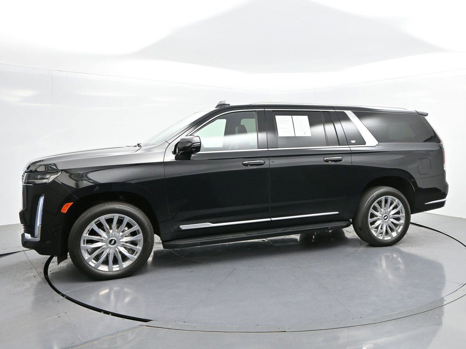 Certified 2024 Cadillac Escalade ESV Premium Luxury image 4