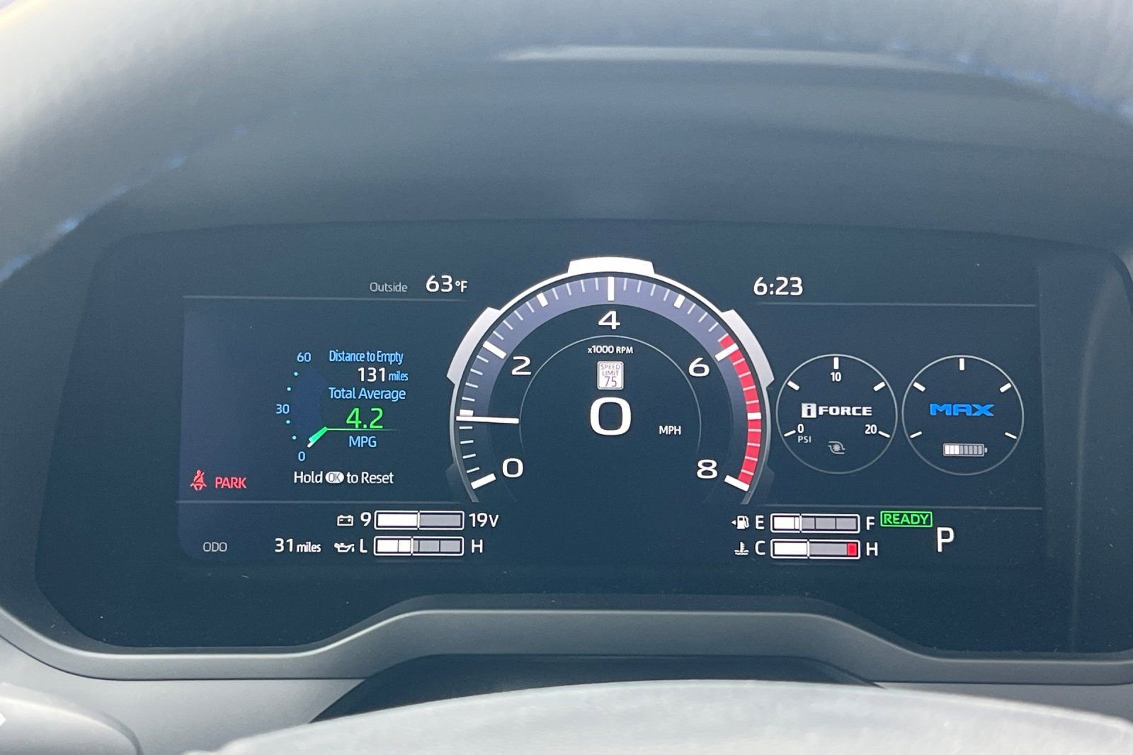 New 2025 Toyota Tundra Platinum image 28