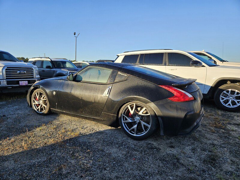 Used 2016 Nissan 370Z w/ Sport Package image 4