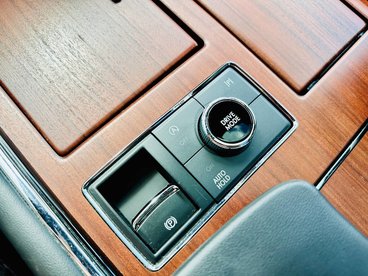 Used 2022 Lincoln Navigator Reserve image 41