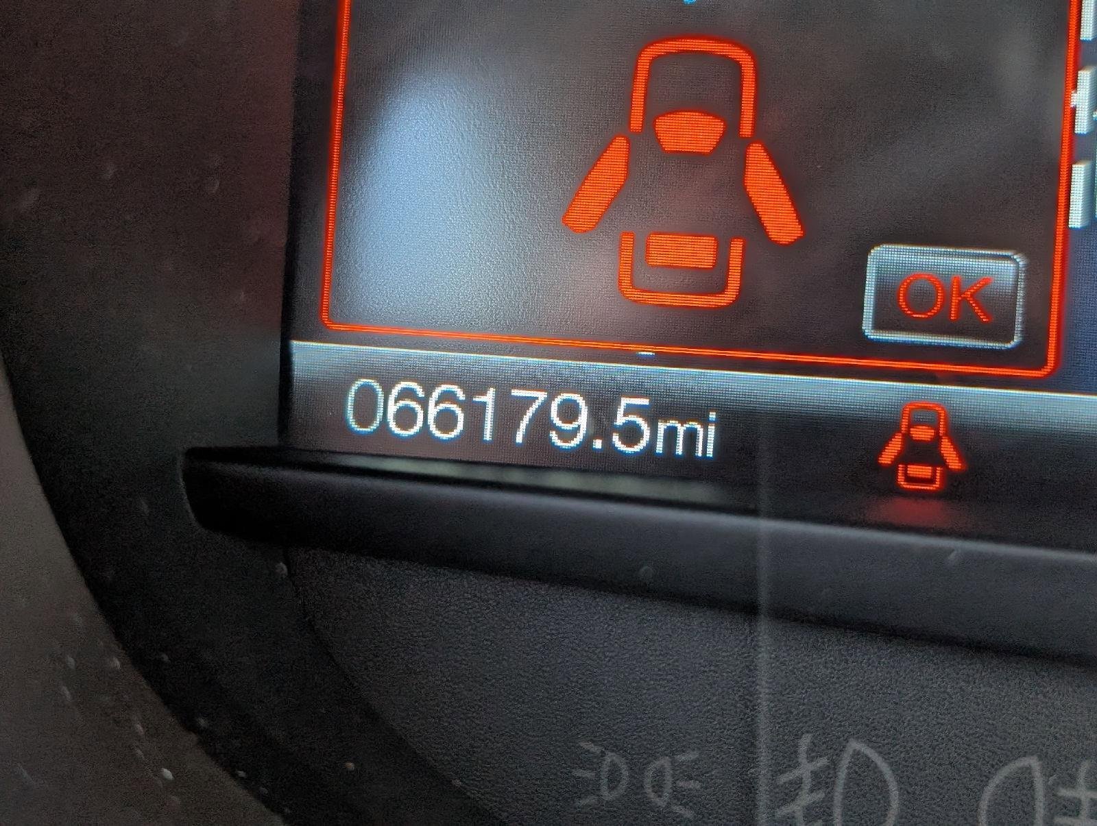 Used 2023 Ford Edge SEL image 31