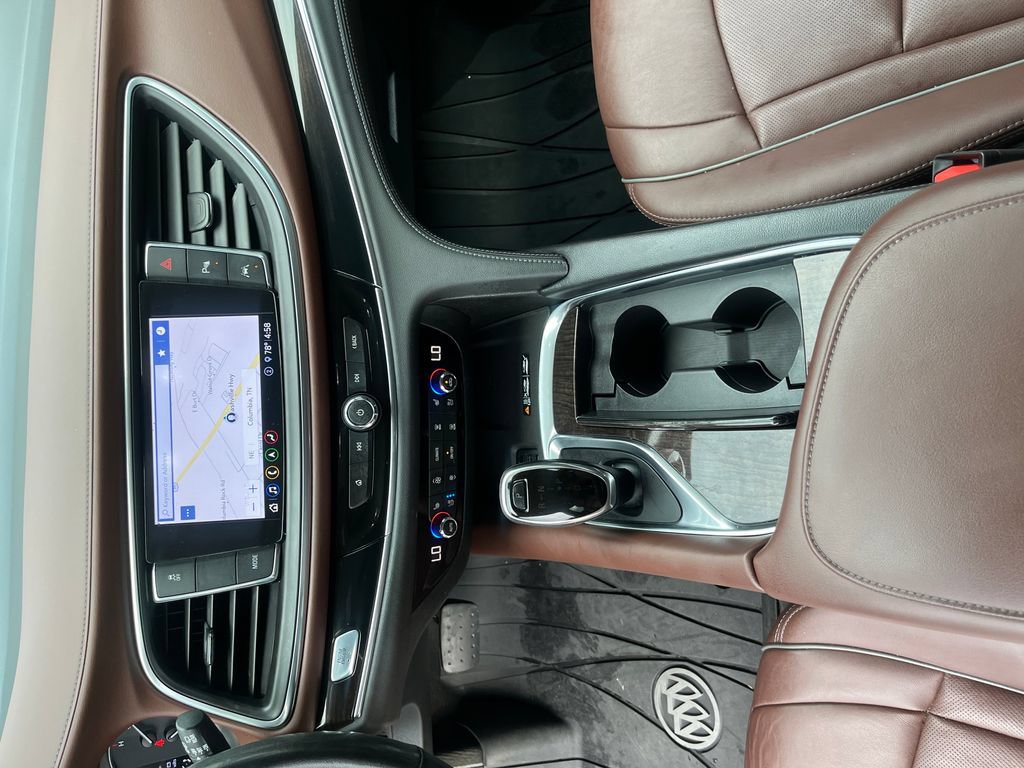 Used 2020 Buick Enclave Avenir w/ Avenir Technology Package FWD image 28