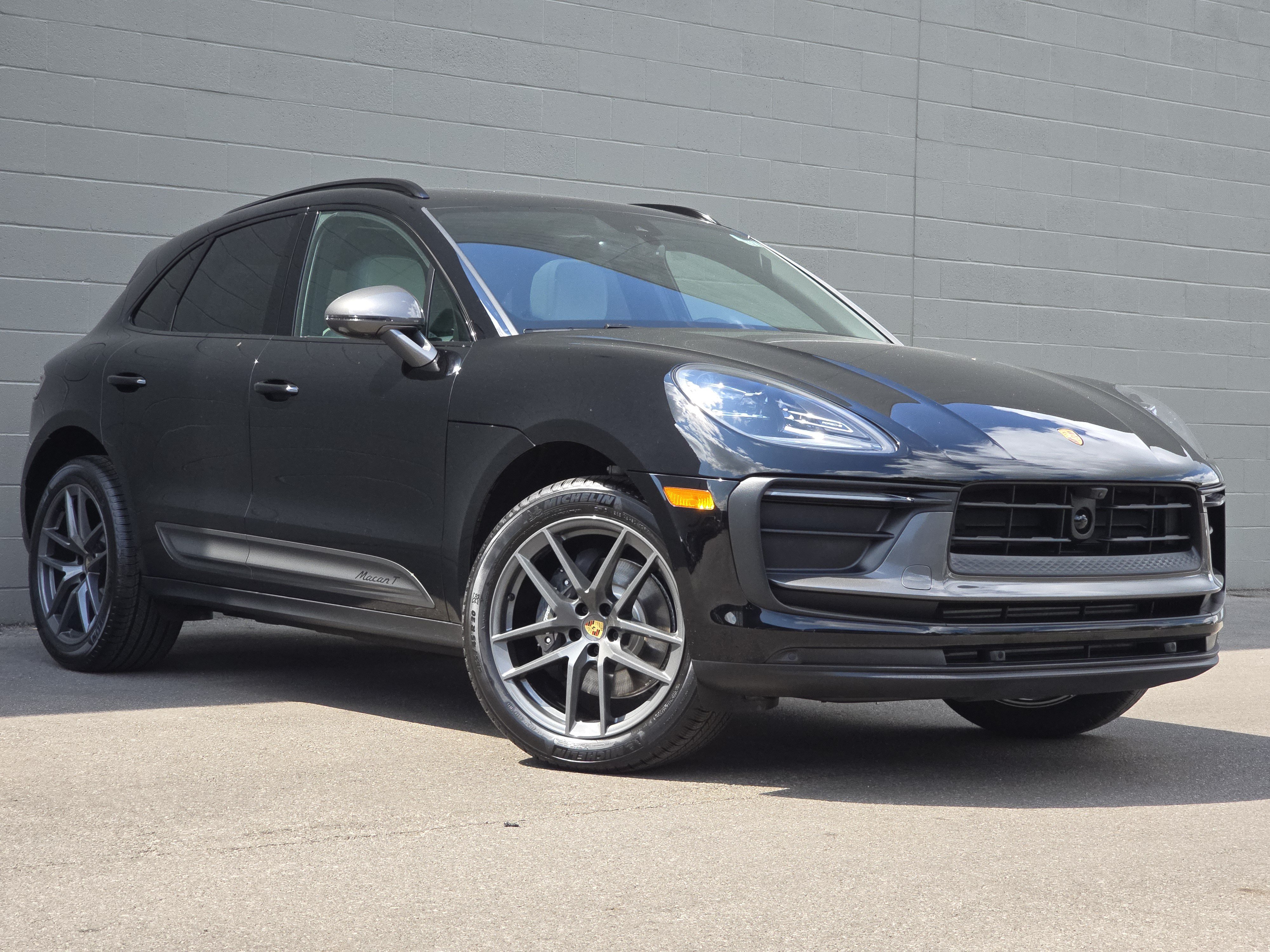 New 2026 Porsche Macan Turbo AWD/4WD image 12