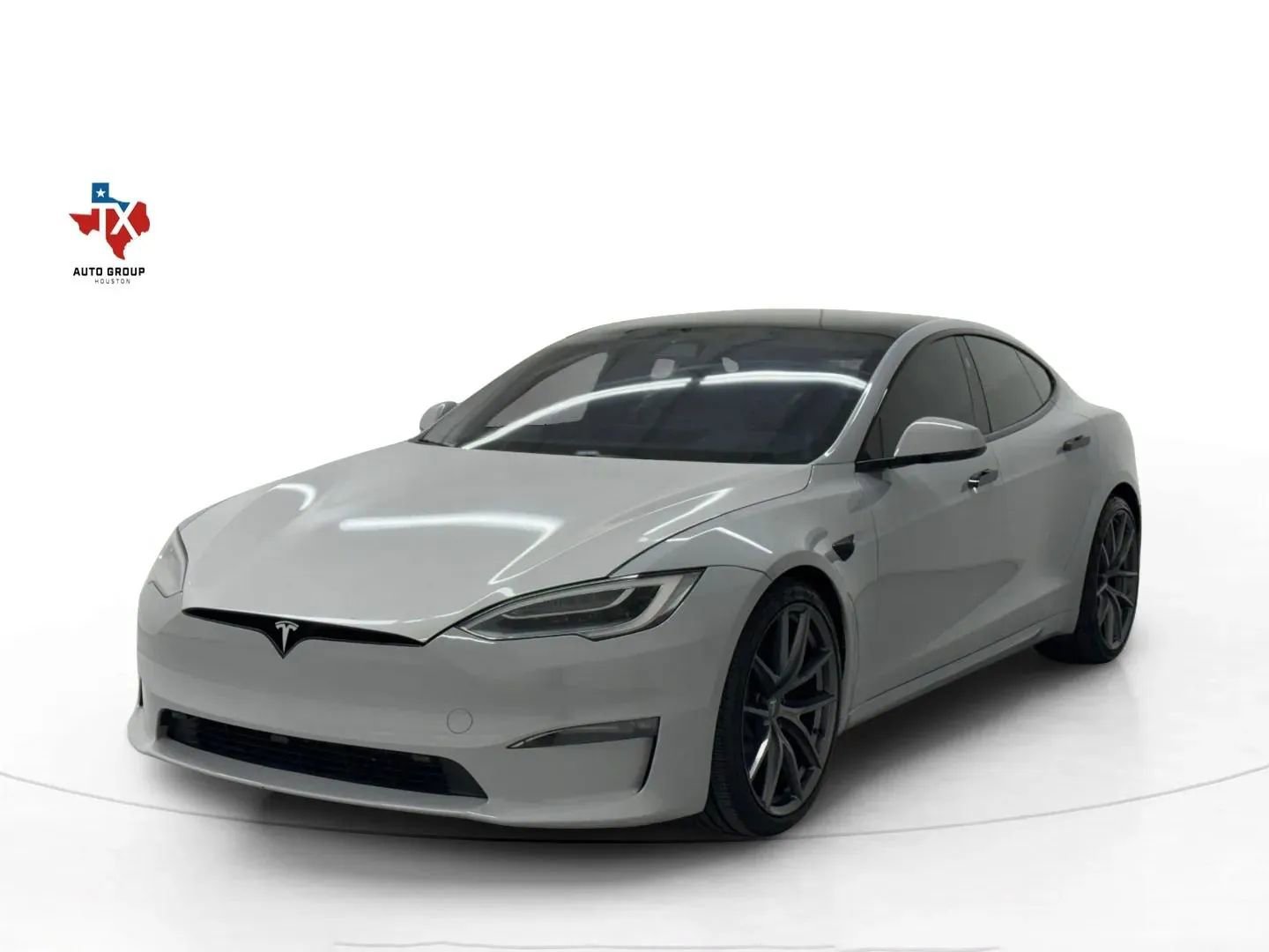 Used 2022 Tesla Model S Plaid image 5