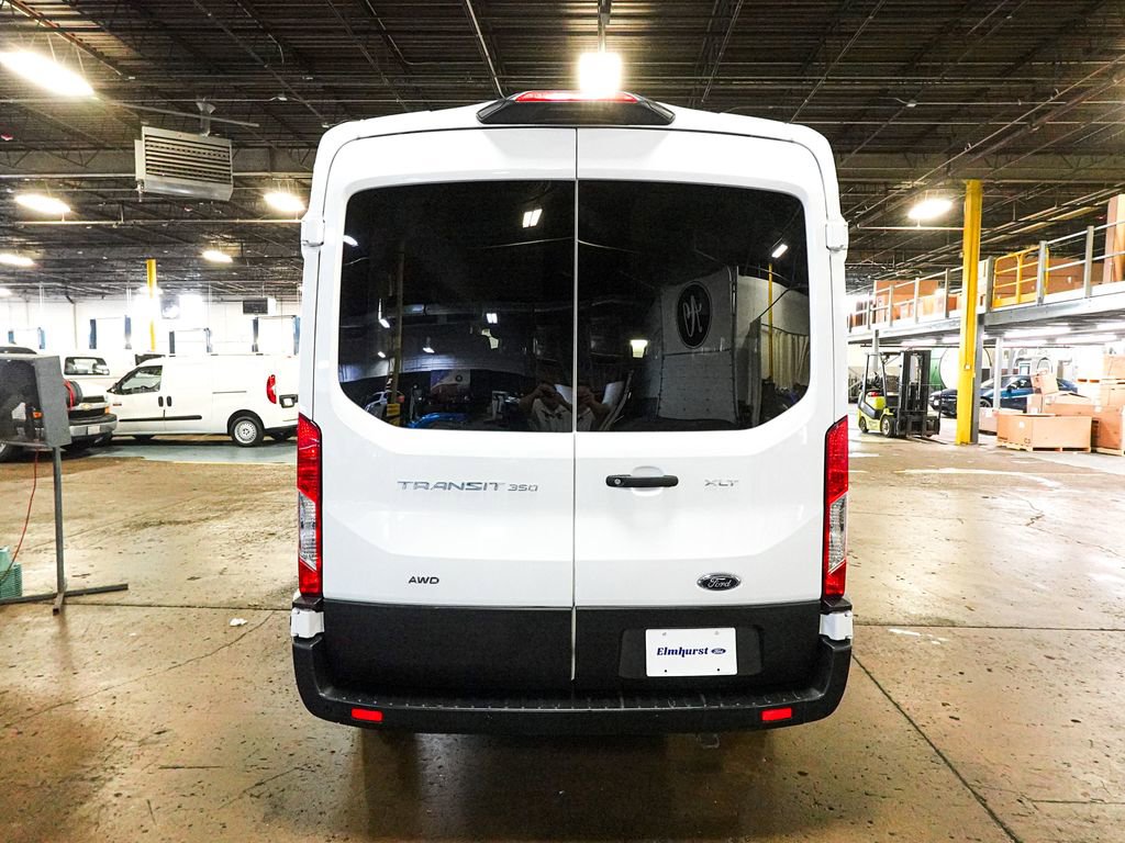 Used 2023 Ford Transit 350 XLT image 5