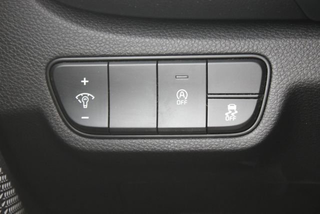 Certified 2024 Kia Seltos EX AWD/4WD image 18