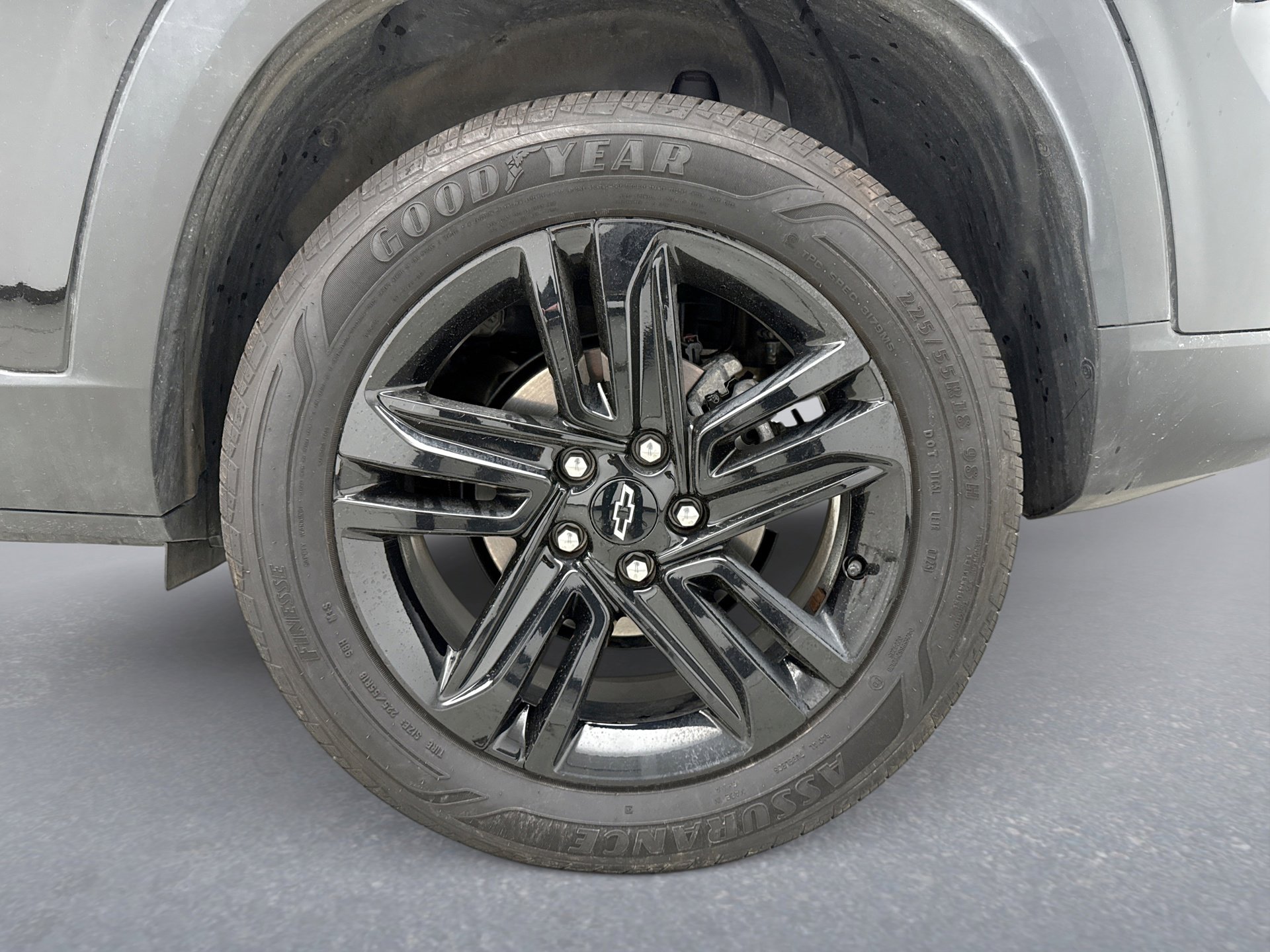Used 2025 Chevrolet Trax ACTIV w/ Driver Confidence Package FWD image 12